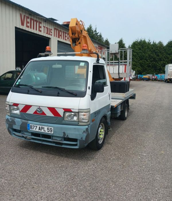 Nacelles sur VL et PL - Truck mounted aerial platform: picture 2 Nacelles sur VL et PL - Truck mounted aerial platform: picture 2