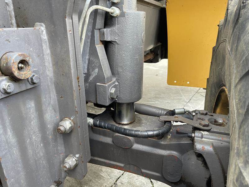 Wheel excavator Volvo EW 140 B: picture 20