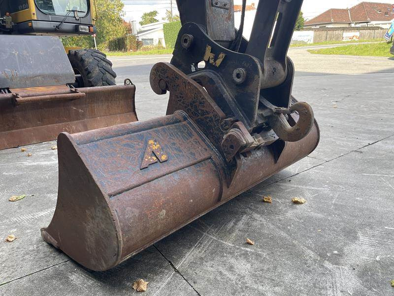Wheel excavator Volvo EW 140 B: picture 17