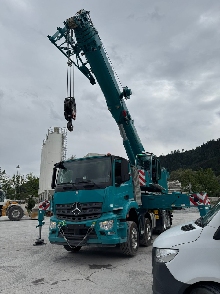 Liebherr LTF 1060-4.1 - Mobile crane: picture 2 Liebherr LTF 1060-4.1 - Mobile crane: picture 2