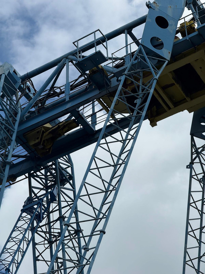 Gantry crane Voest Alpine P22: picture 7