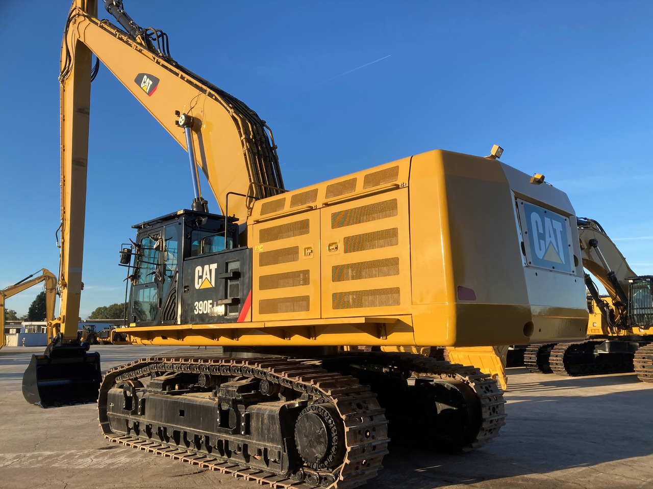 CATERPILLAR 390F Long Reach (coming in) - Crawler excavator: picture 2 CATERPILLAR 390F Long Reach (coming in) - Crawler excavator: picture 2