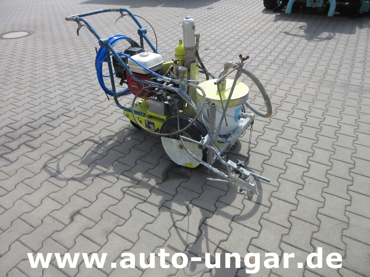 ProSign Citadine Graco Airless Road Marking Machine Straßenmarkiermaschine Markiermaschine - Construction machinery: picture 3 ProSign Citadine Graco Airless Road Marking Machine Straßenmarkiermaschine Markiermaschine - Construction machinery: picture 3