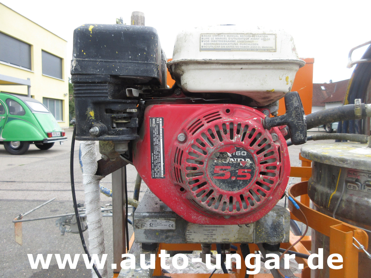 Graco LineLazer II 5900 auf Zindel VarioZet Linedriver Perlstreuer + Airless-Farb-Spritze Hofmann - Asphalt machine: picture 4 Graco LineLazer II 5900 auf Zindel VarioZet Linedriver Perlstreuer + Airless-Farb-Spritze Hofmann - Asphalt machine: picture 4