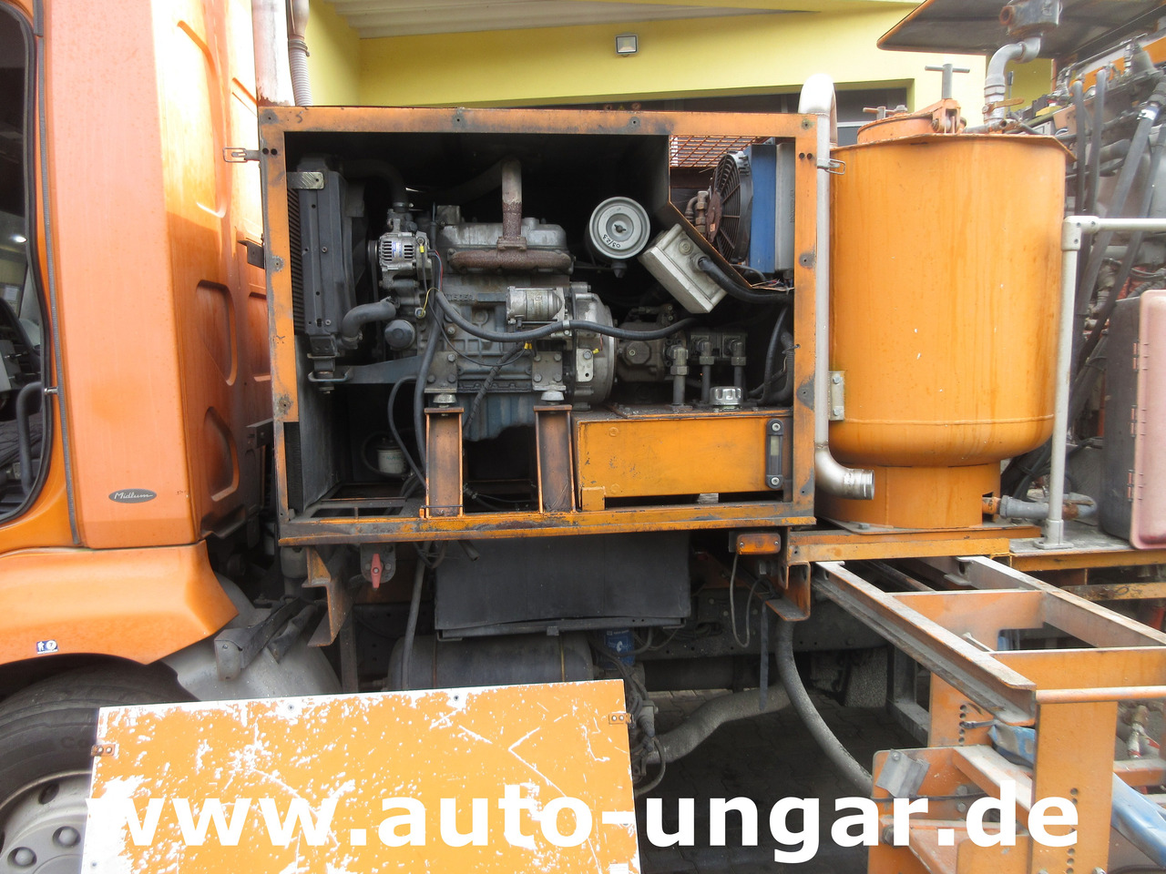 Asphalt machine Hofmann H75 - 1000 Thermoplastic Roadmarking Machine Truck Mounted Hot Paint: picture 34