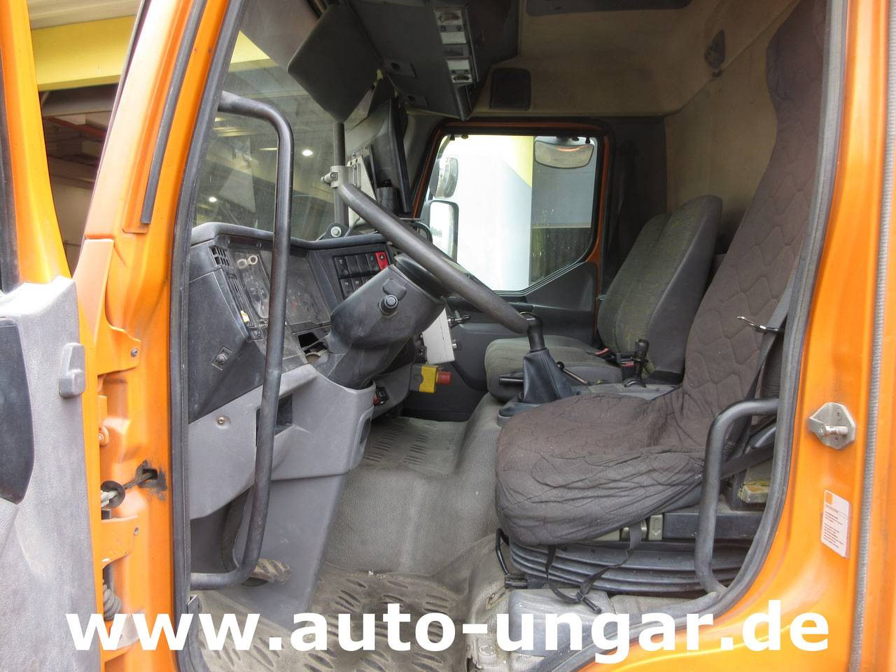 Asphalt machine Hofmann H75 - 1000 Thermoplastic Roadmarking Machine Truck Mounted Hot Paint: picture 29