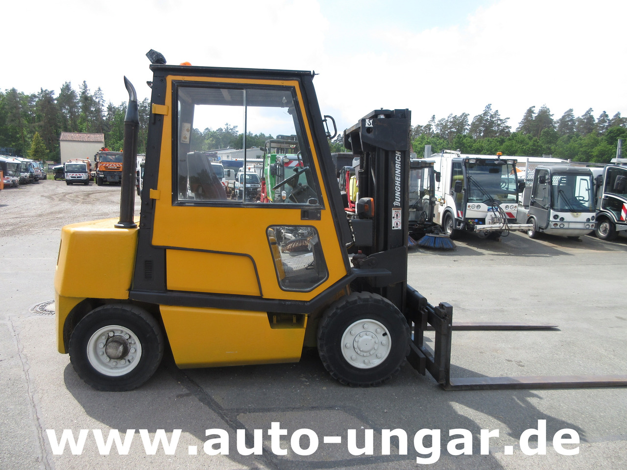 Diesel forklift JUNGHEINRICH DFG 40 Diesel Gabelstapler 4.000kg Freihub Steinbock Yale Still Boss: picture 10