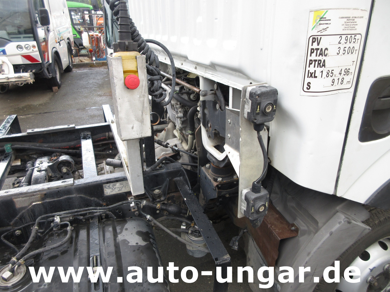 Garbage truck for transportation of garbage RENAULT Maxity 3.500kg Faun Provence Benne Müllwagen 5m³ Alumulde mit Presse: picture 20 Garbage truck for transportation of garbage RENAULT Maxity 3.500kg Faun Provence Benne Müllwagen 5m³ Alumulde mit Presse: picture 20