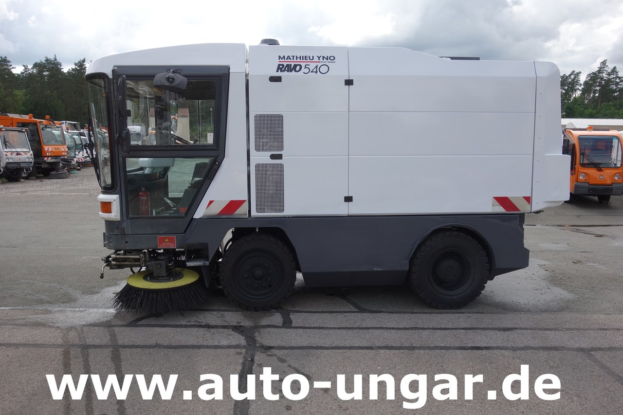 Ravo C540 Kehrmaschine Hydrostat - Klima - 1. Hand - Road sweeper: picture 5 Ravo C540 Kehrmaschine Hydrostat - Klima - 1. Hand - Road sweeper: picture 5