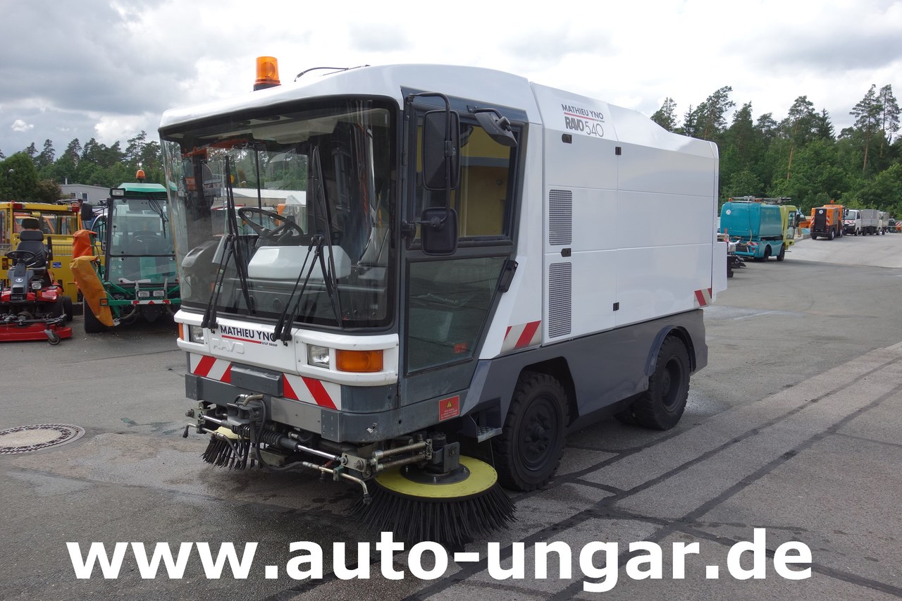 Ravo C540 Kehrmaschine Hydrostat - Klima - 1. Hand - Road sweeper: picture 4 Ravo C540 Kehrmaschine Hydrostat - Klima - 1. Hand - Road sweeper: picture 4