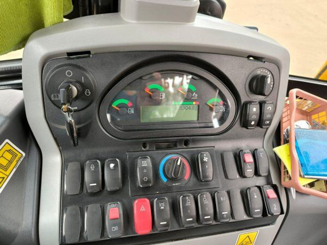 Backhoe loader Caterpillar 444F: picture 8