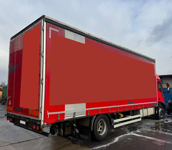 Iveco Eurocargo 190 EL32 - Curtainsider truck: picture 3 Iveco Eurocargo 190 EL32 - Curtainsider truck: picture 3
