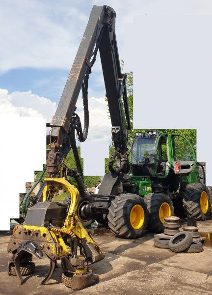 John Deere 1270E 6W - Forestry harvester: picture 2 John Deere 1270E 6W - Forestry harvester: picture 2