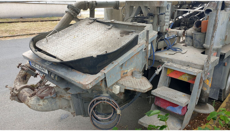 MAN KCP38 +6x4 TGA 33.400 - Stationary concrete pump: picture 5 MAN KCP38 +6x4 TGA 33.400 - Stationary concrete pump: picture 5