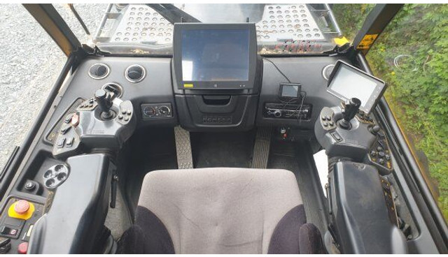 Ponsse Elephant 8W (+ K100+) - Forwarder: picture 5 Ponsse Elephant 8W (+ K100+) - Forwarder: picture 5