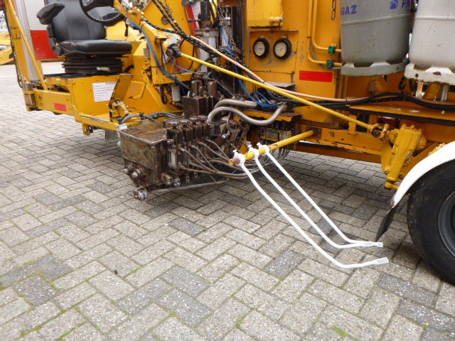 Cleanosol RL Thermoplastic marker - Asphalt machine: picture 5 Cleanosol RL Thermoplastic marker - Asphalt machine: picture 5