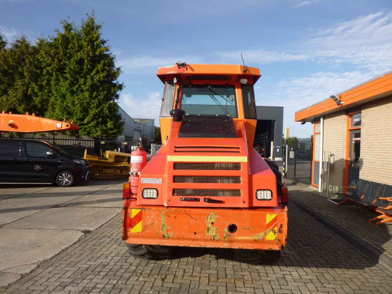 DYNAPAC CA612PD - Compactor: picture 5 DYNAPAC CA612PD - Compactor: picture 5