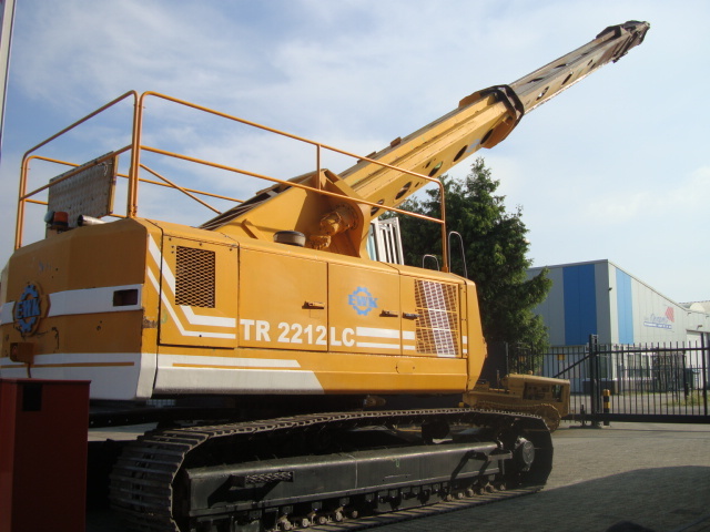 Crawler excavator EWK TR2212LC: picture 9