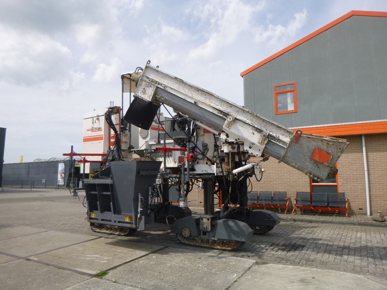 WIRTGEN SP250 - Slipform paver: picture 3 WIRTGEN SP250 - Slipform paver: picture 3