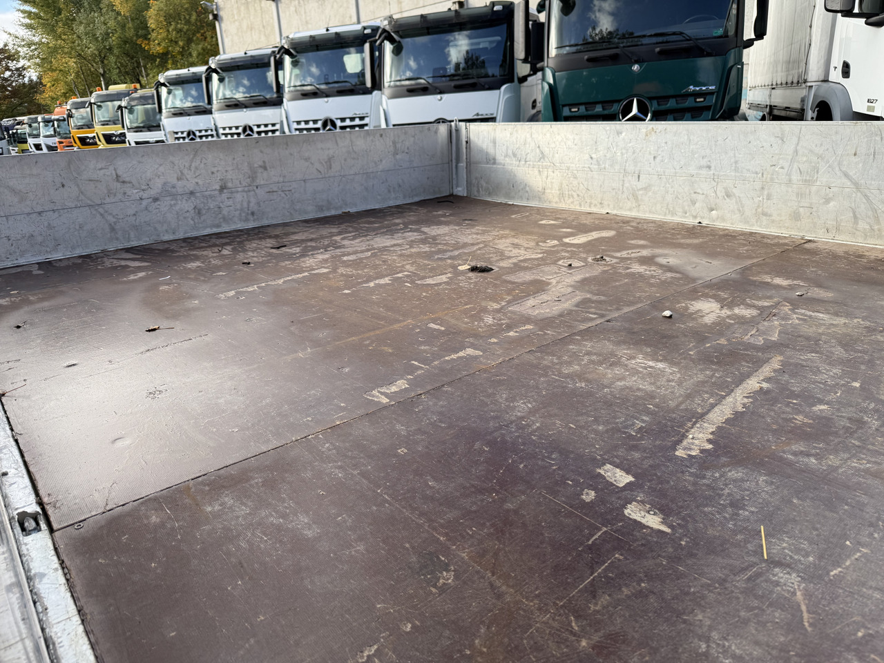 Iveco EuroCargo 75E16 Kran Hiab 055-2 - Dropside/ Flatbed truck, Crane truck: picture 3 Iveco EuroCargo 75E16 Kran Hiab 055-2 - Dropside/ Flatbed truck, Crane truck: picture 3