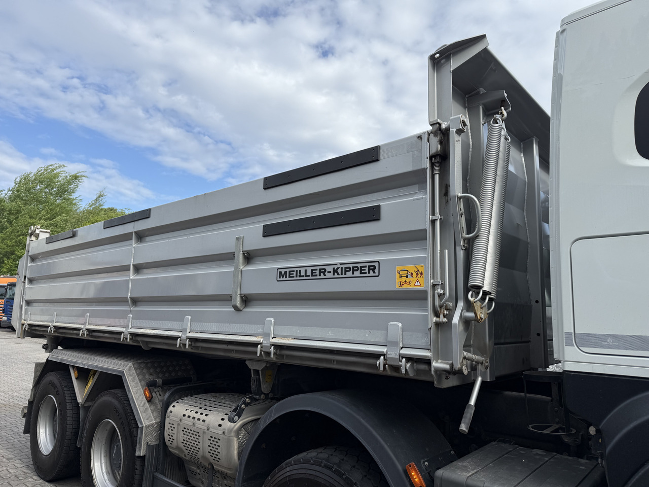 Iveco T-Way 510 / AT410T51 8X4 Meiller - Tipper: picture 2 Iveco T-Way 510 / AT410T51 8X4 Meiller - Tipper: picture 2