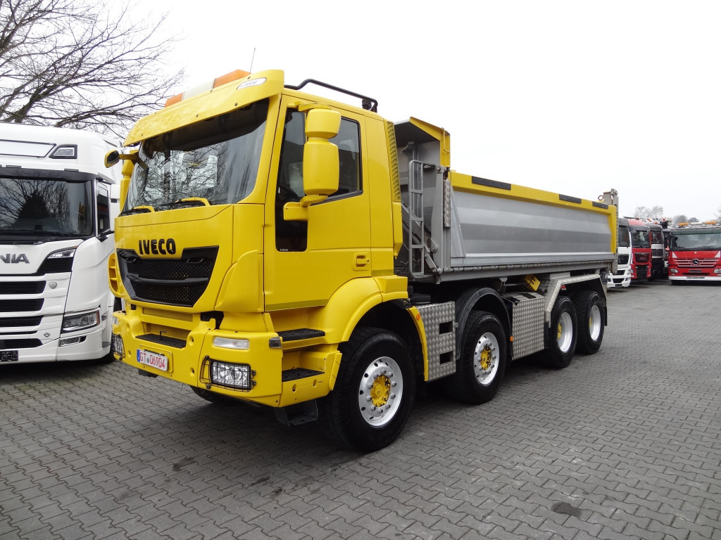Iveco Trakker 450 8X4 Meiller on lease Iveco Trakker 450 8X4 Meiller: picture 9