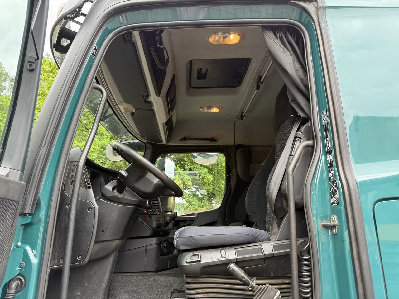 Mercedes-Benz Arocs 3251 8X4 Haken mit Kran HMF 2620 K5 - Hook lift truck, Crane truck: picture 3 Mercedes-Benz Arocs 3251 8X4 Haken mit Kran HMF 2620 K5 - Hook lift truck, Crane truck: picture 3