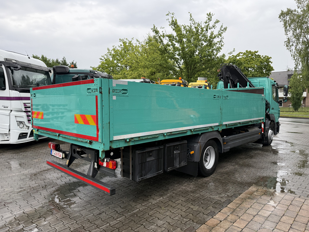 Dropside/ Flatbed truck, Crane truck Mercedes-Benz Atego 1227 Kran MKG 96: picture 14