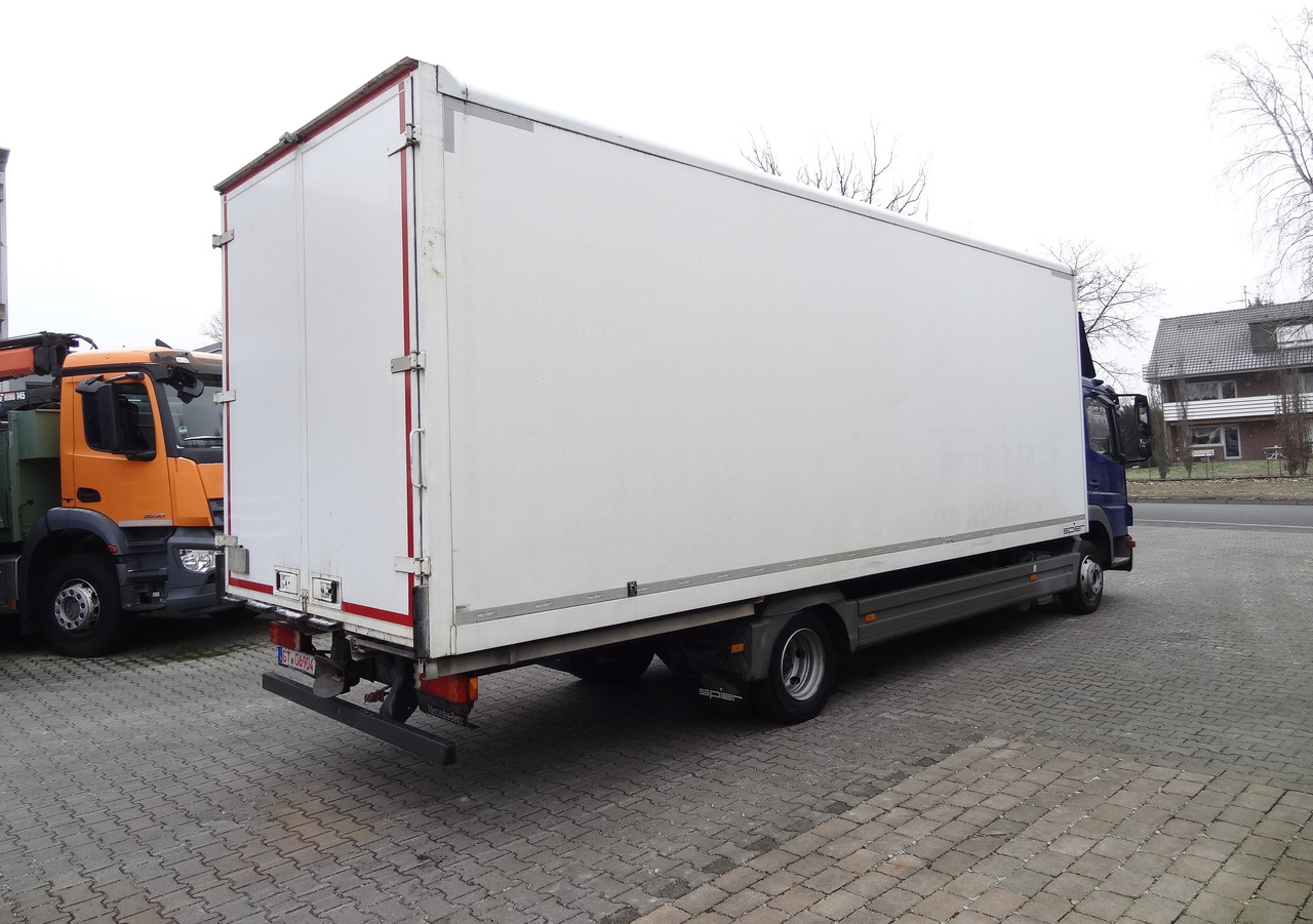 Mercedes-Benz Atego 822 - Box truck: picture 4 Mercedes-Benz Atego 822 - Box truck: picture 4