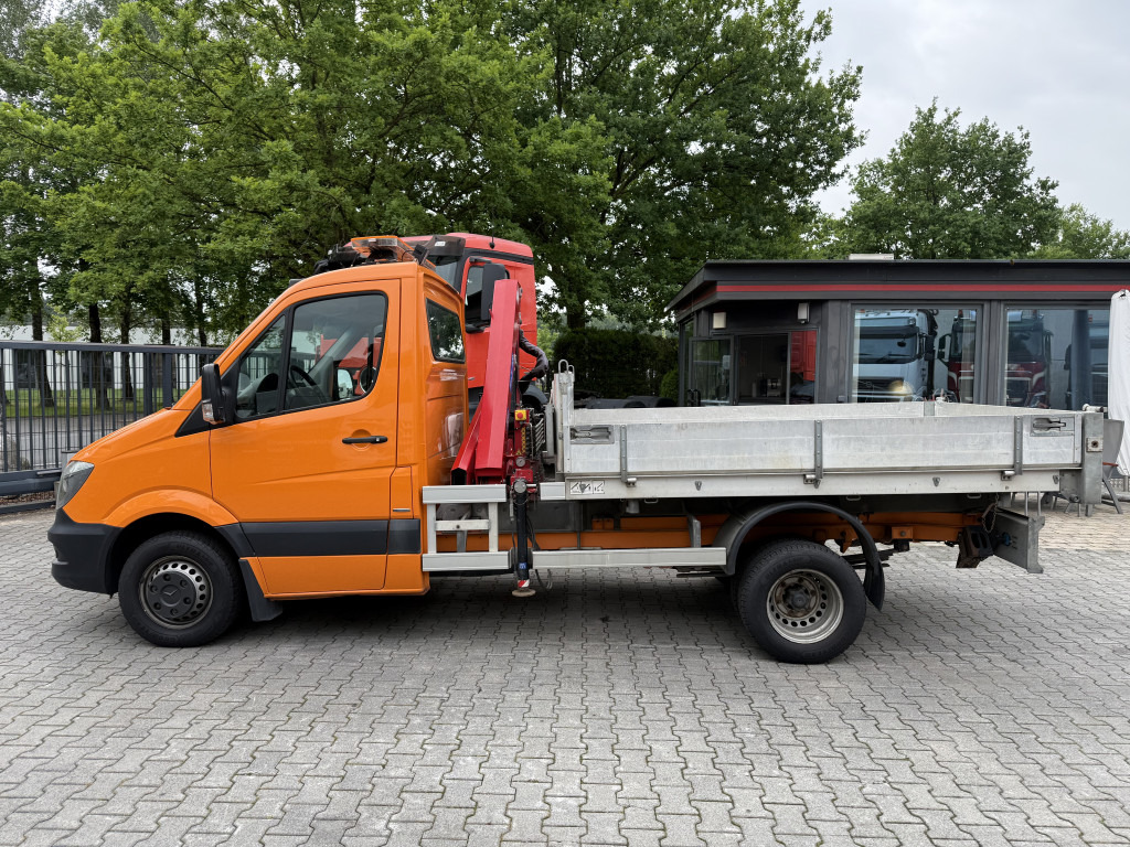 Mercedes-Benz Sprinter 516 Kipper mit Kran HMF 270 - Tipper van: picture 3 Mercedes-Benz Sprinter 516 Kipper mit Kran HMF 270 - Tipper van: picture 3