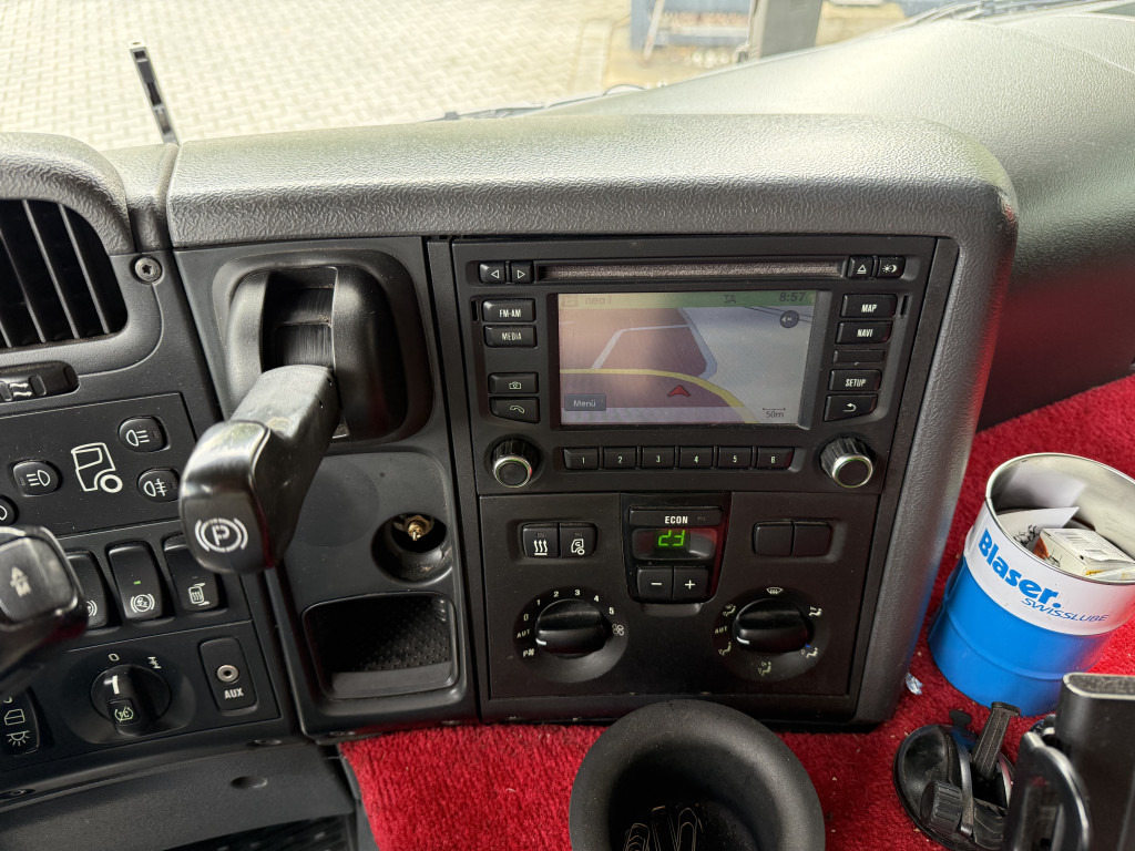 Dropside/ Flatbed truck, Crane truck Scania P410 4X2 Palfinger PK 13001: picture 6