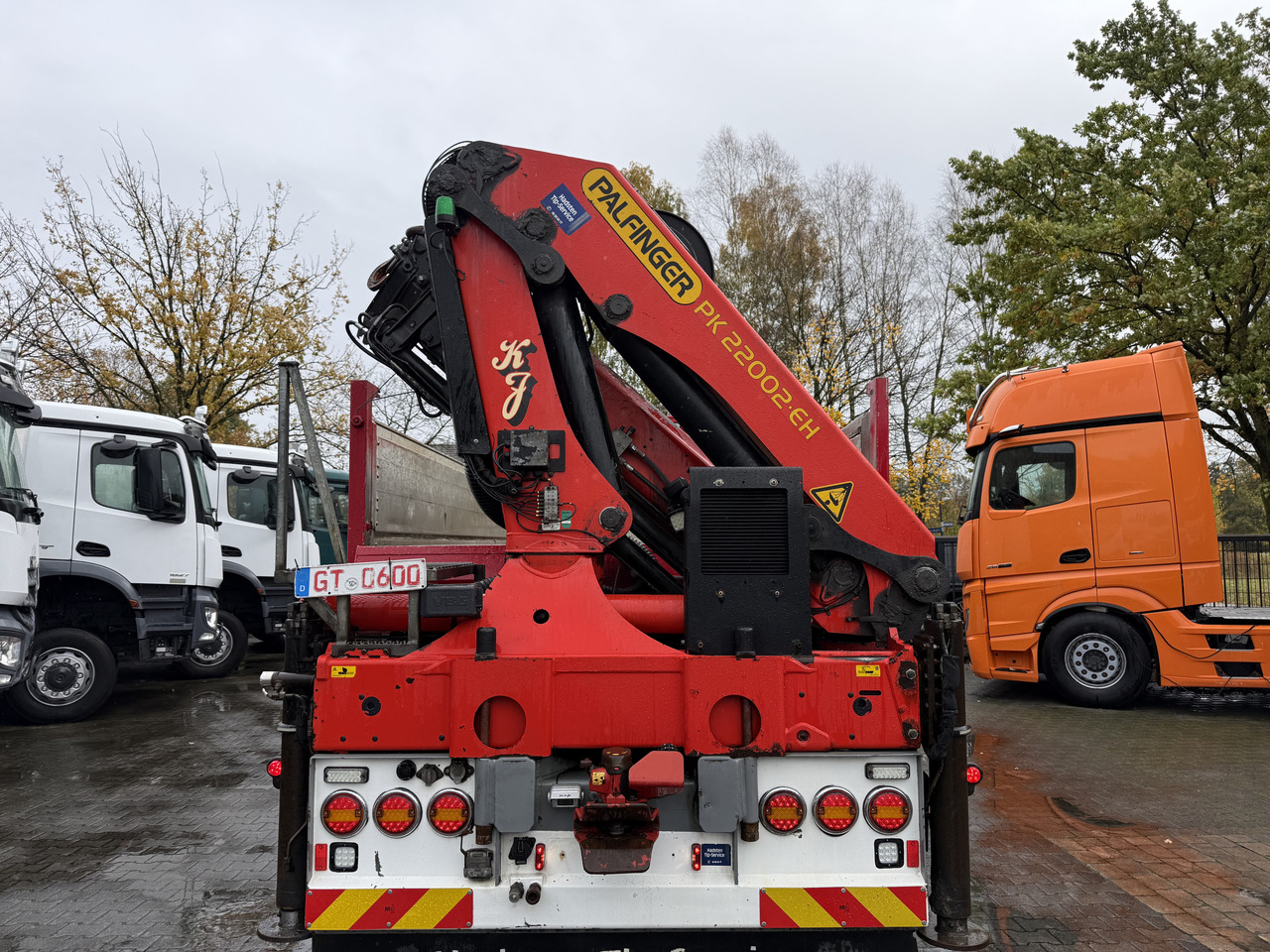 Crane truck, Tipper Scania R580 V8 8X4 Kipper Kran Palfinger 22002: picture 14