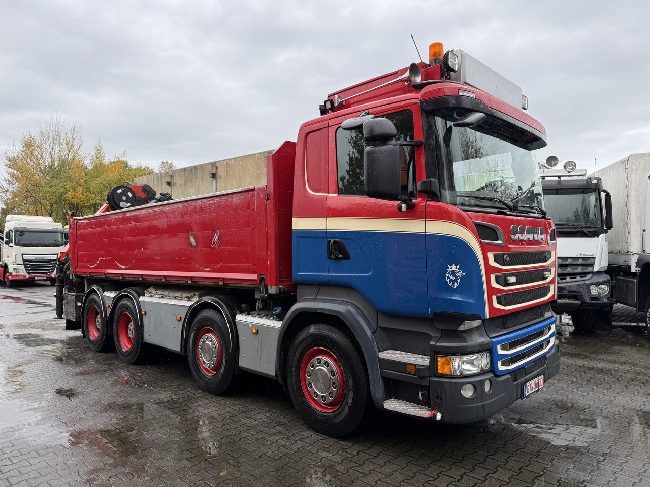 Crane truck, Tipper Scania R580 V8 8X4 Kipper Kran Palfinger 22002: picture 11