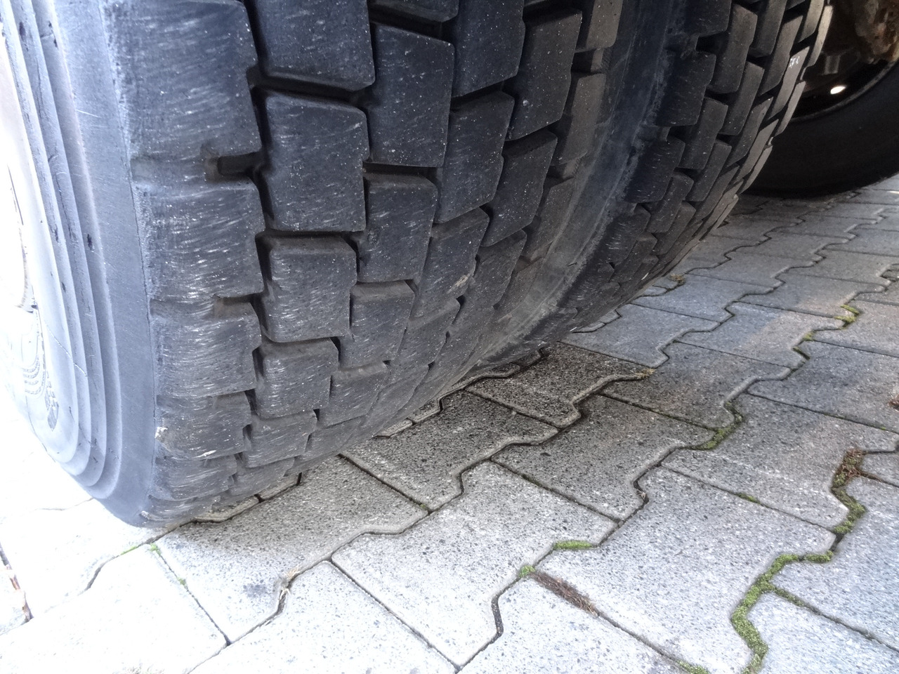 Tractor unit MAN TGX 33.480 6X4 Kran MKG 381 bis 20 Meter: picture 6