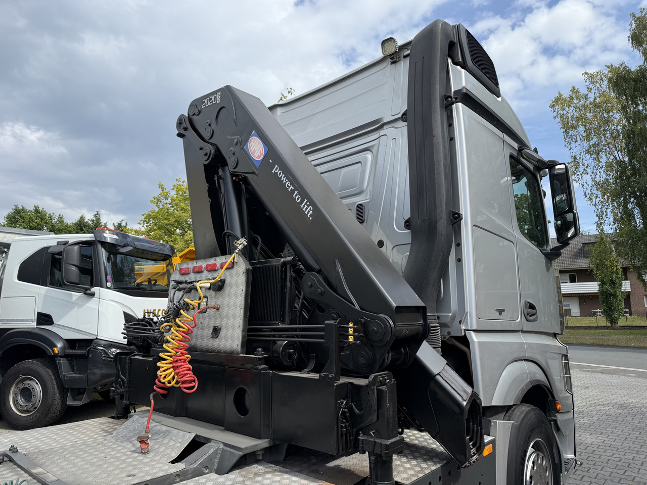 Tractor unit Mercedes-Benz Actros 1842LS Kran HMF 2020 bis 18 Meter: picture 15