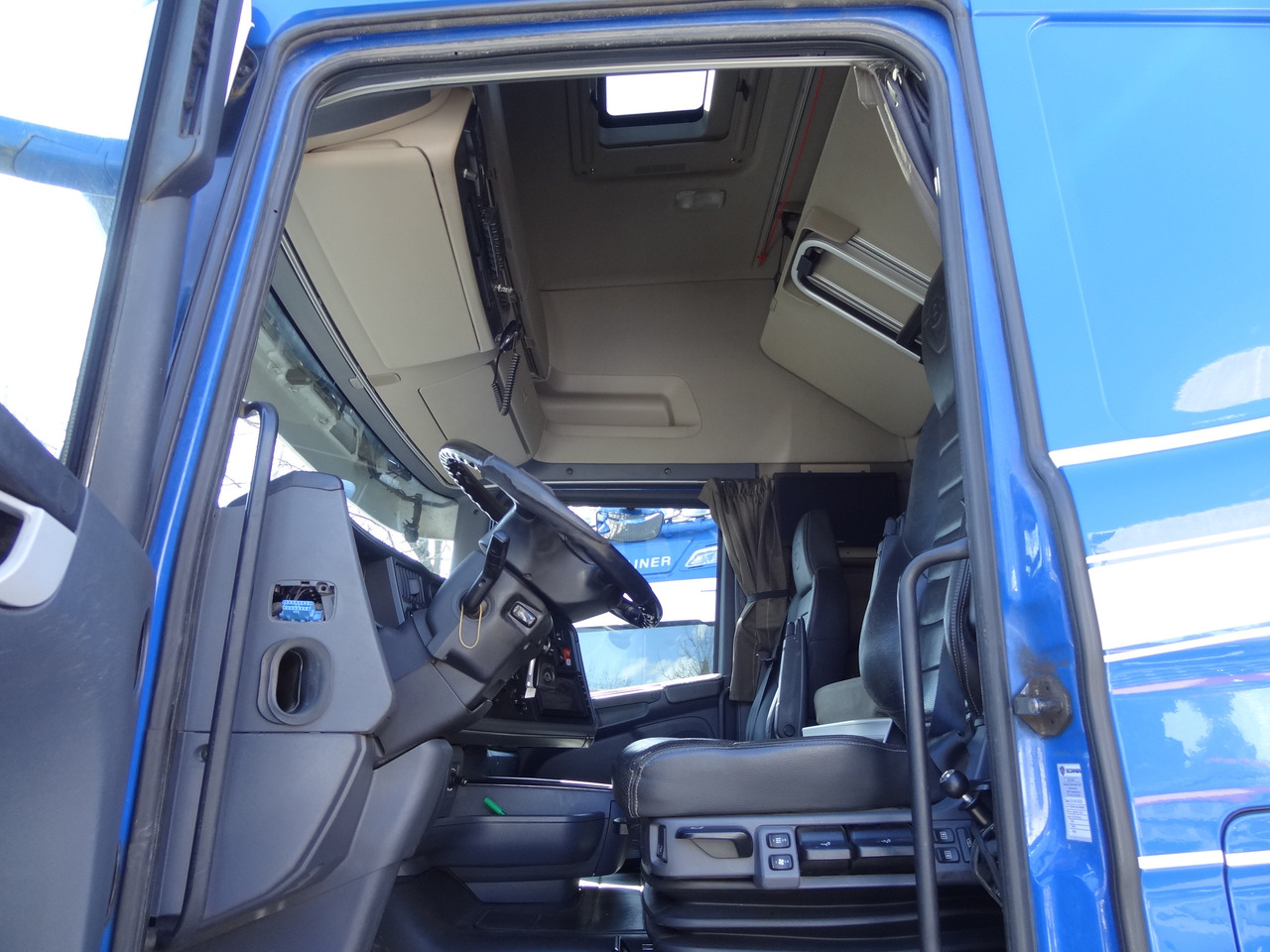 Scania R580 V8 6X2 Topline - Tractor unit: picture 2 Scania R580 V8 6X2 Topline - Tractor unit: picture 2