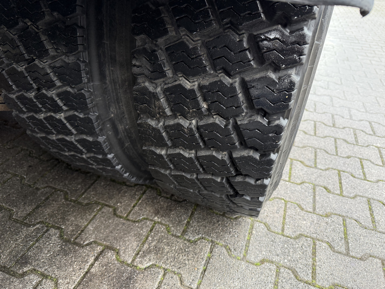 Volvo FH12 420 6X2 Kran PM 30025 bis 26.5 Meter - Crane truck, Dropside/ Flatbed truck: picture 3 Volvo FH12 420 6X2 Kran PM 30025 bis 26.5 Meter - Crane truck, Dropside/ Flatbed truck: picture 3