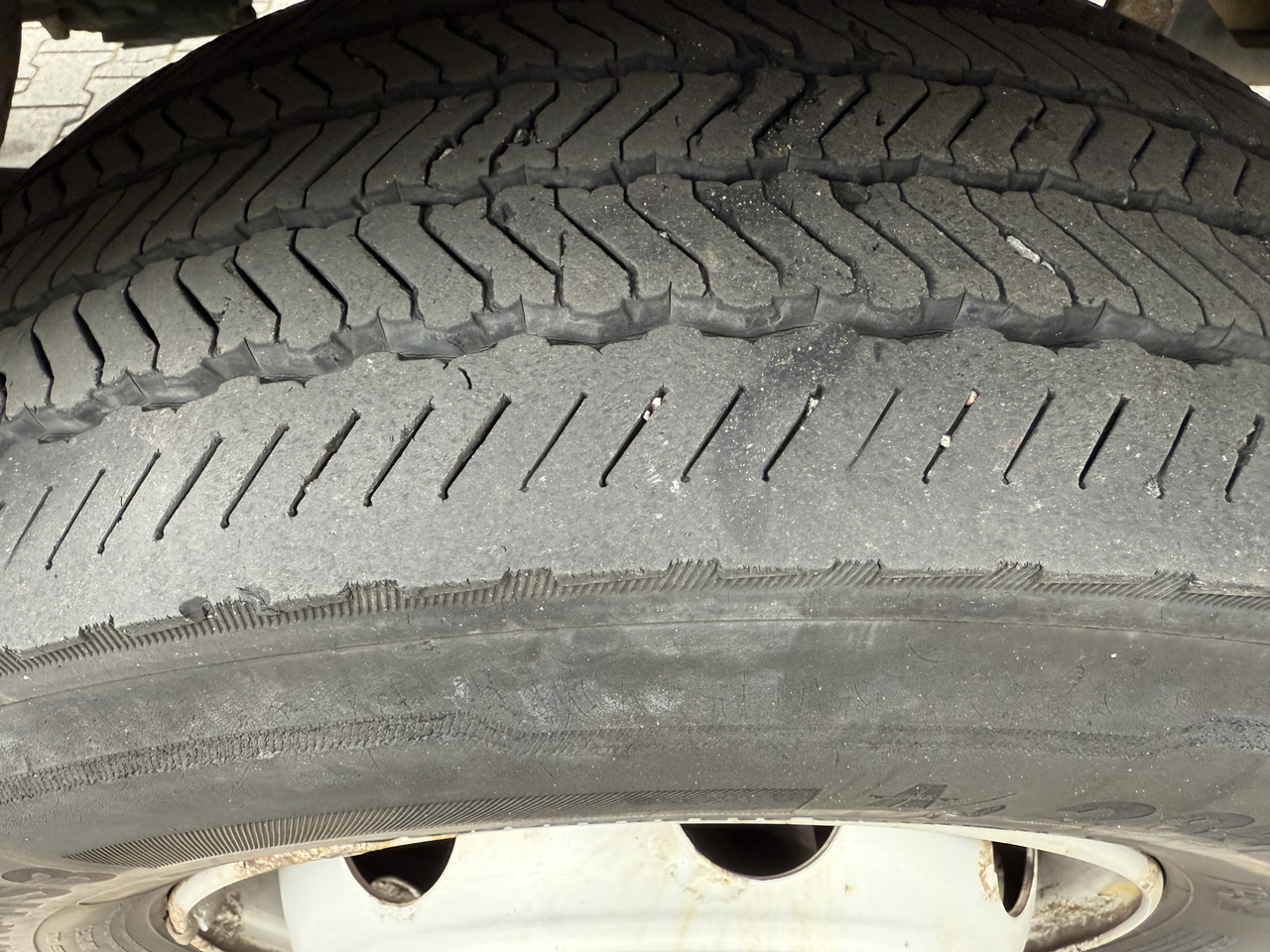 Volvo FL250.16 HMF 875 K3 - Dropside/ Flatbed truck, Crane truck: picture 3 Volvo FL250.16 HMF 875 K3 - Dropside/ Flatbed truck, Crane truck: picture 3