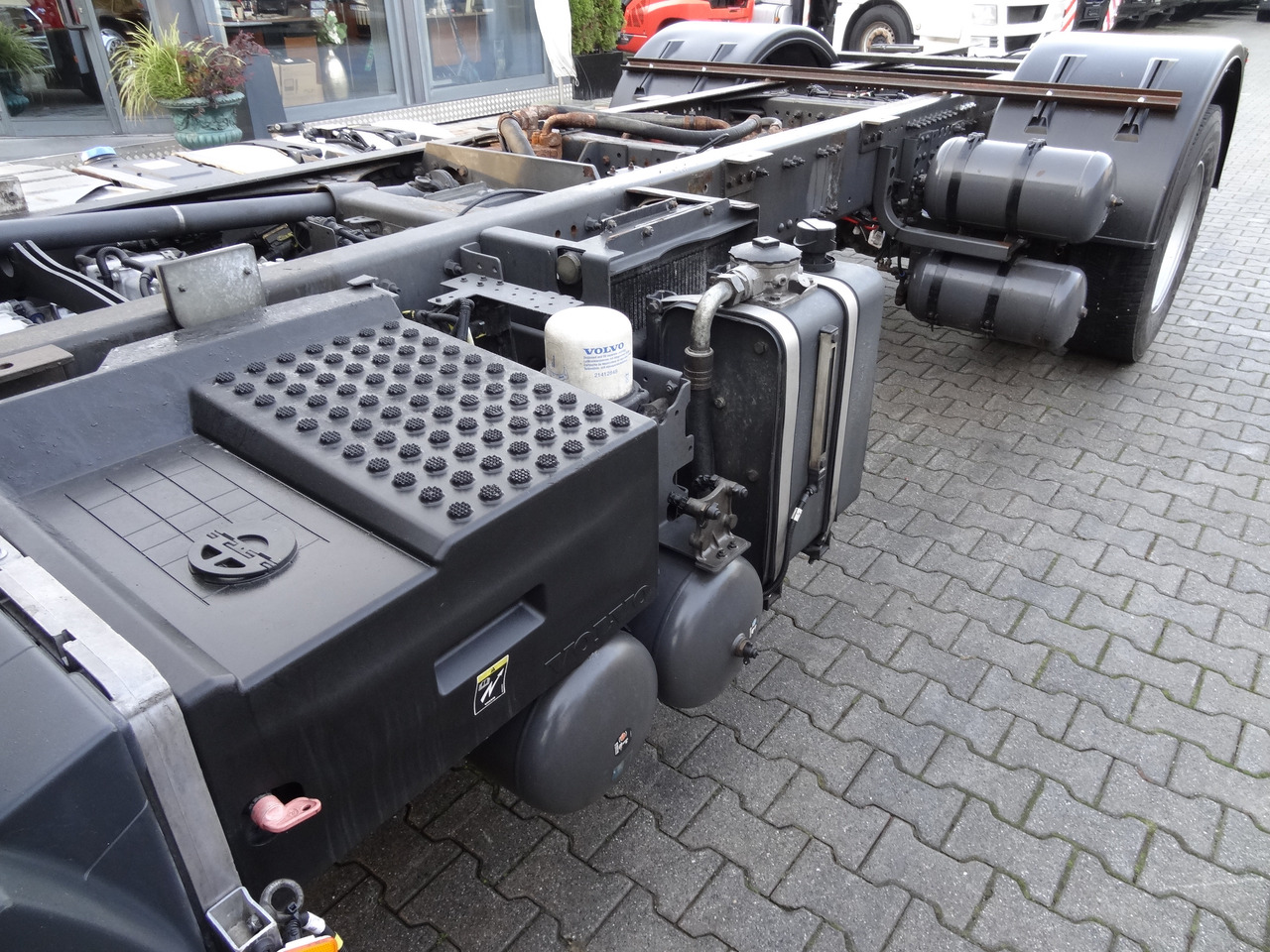 Cab chassis truck Volvo FM420 4X4 X-Track: picture 12 Cab chassis truck Volvo FM420 4X4 X-Track: picture 12