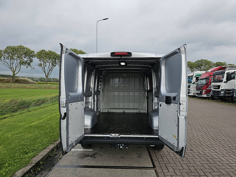 Small van Fiat Ducato 33 2.3 AC AUTOMAAT EURO6: picture 13