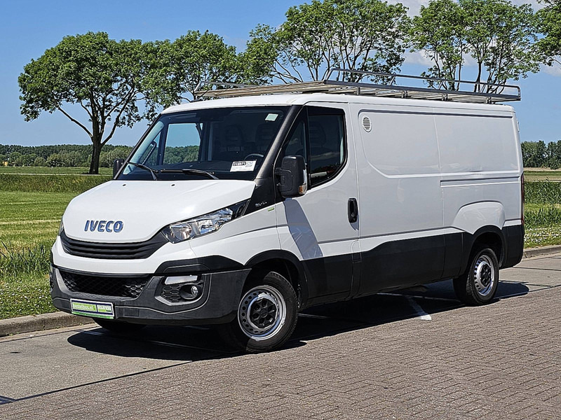 Iveco Daily 35 S - Panel van: picture 2 Iveco Daily 35 S - Panel van: picture 2