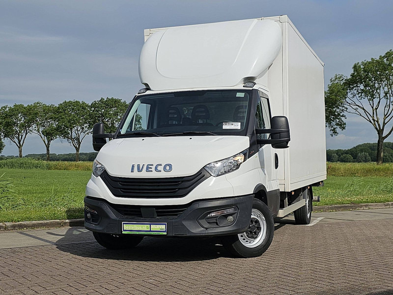 Iveco Daily 35S18 Bakwagen Laadklep! - Box van: picture 1 Iveco Daily 35S18 Bakwagen Laadklep! - Box van: picture 1