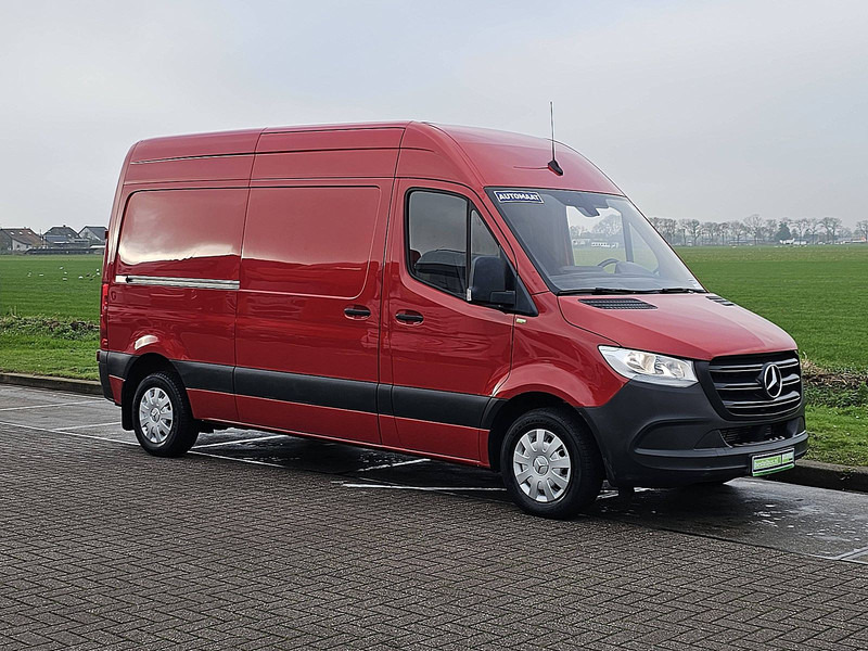 Mercedes-Benz Sprinter 214 - Panel van: picture 5 Mercedes-Benz Sprinter 214 - Panel van: picture 5