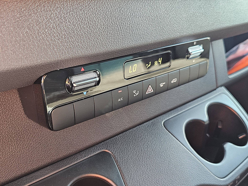 Refrigerated van Mercedes-Benz Sprinter 315 L3H2 Koelwagen Nieuw: picture 9