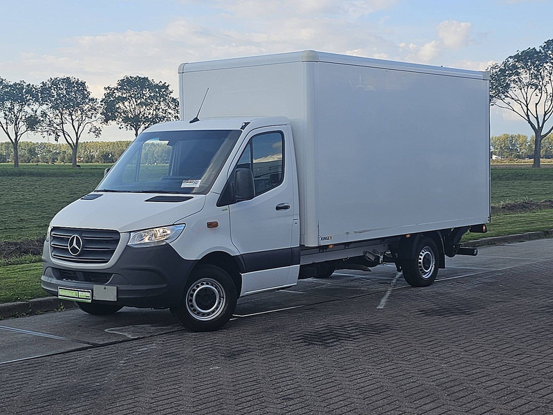 Mercedes-Benz Sprinter 316 Bakwagen Laadklep! - Box van: picture 2 Mercedes-Benz Sprinter 316 Bakwagen Laadklep! - Box van: picture 2