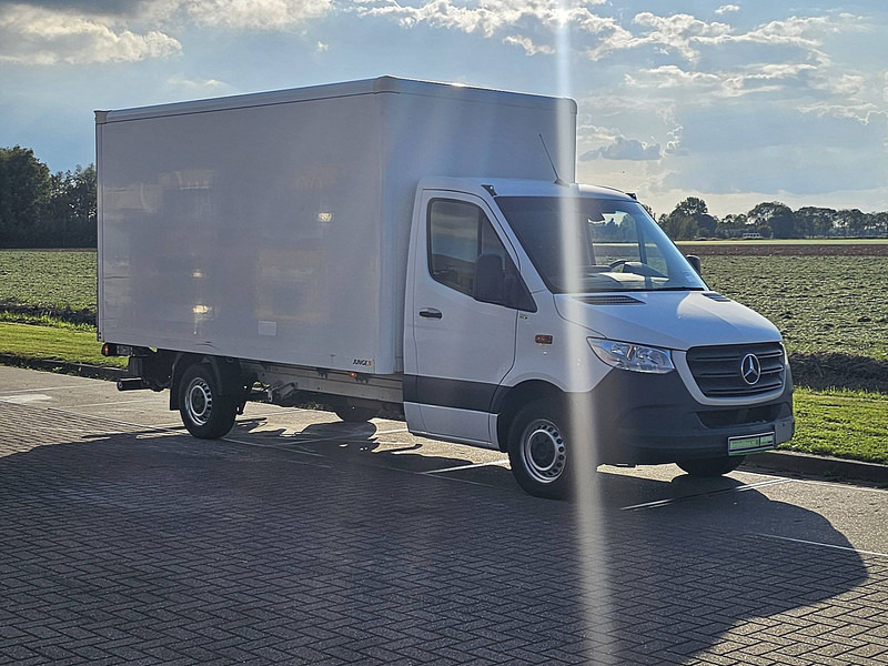 Mercedes-Benz Sprinter 316 Bakwagen Laadklep! - Box van: picture 5 Mercedes-Benz Sprinter 316 Bakwagen Laadklep! - Box van: picture 5