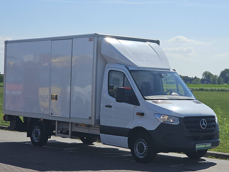 Mercedes-Benz Sprinter 317 Bakwagen Laadklep! - Box van: picture 5 Mercedes-Benz Sprinter 317 Bakwagen Laadklep! - Box van: picture 5