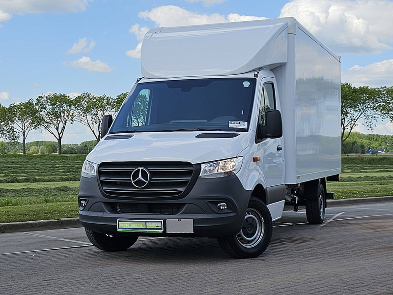 Mercedes-Benz Sprinter 317 Bakwagen Laadklep! - Box van: picture 1 Mercedes-Benz Sprinter 317 Bakwagen Laadklep! - Box van: picture 1