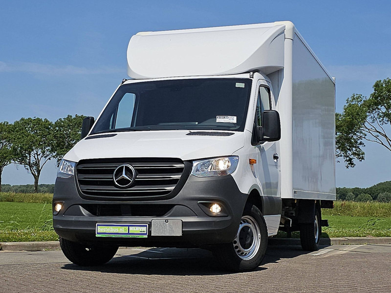 Mercedes-Benz Sprinter 317 Bakwagen Laadklep! - Box van: picture 1 Mercedes-Benz Sprinter 317 Bakwagen Laadklep! - Box van: picture 1
