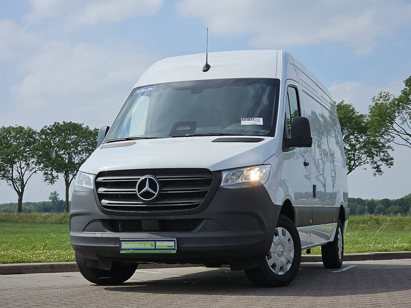 Mercedes-Benz Sprinter 317 L2H2 Koelwagen D/N! - Refrigerated van: picture 1 Mercedes-Benz Sprinter 317 L2H2 Koelwagen D/N! - Refrigerated van: picture 1